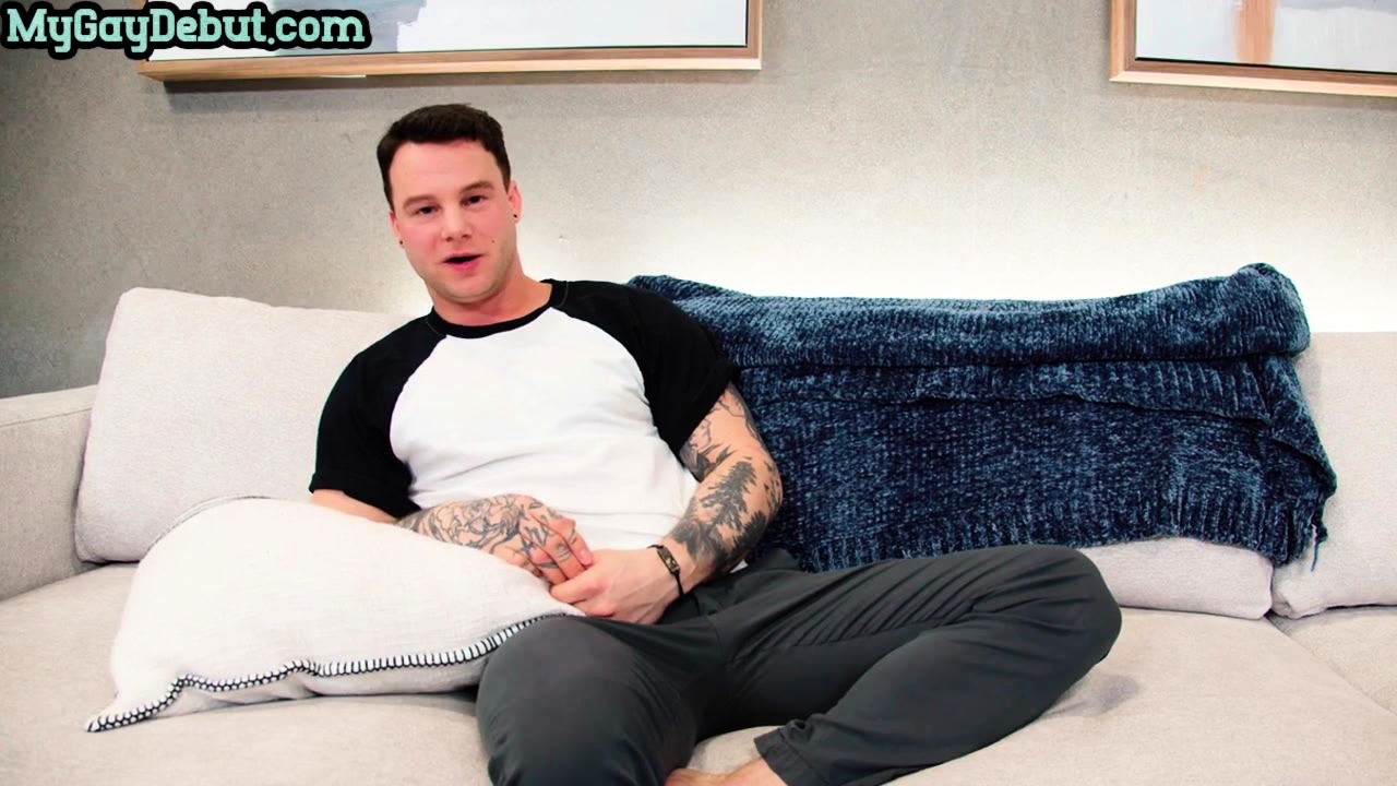 Inked cock wanking jock masturbates solo