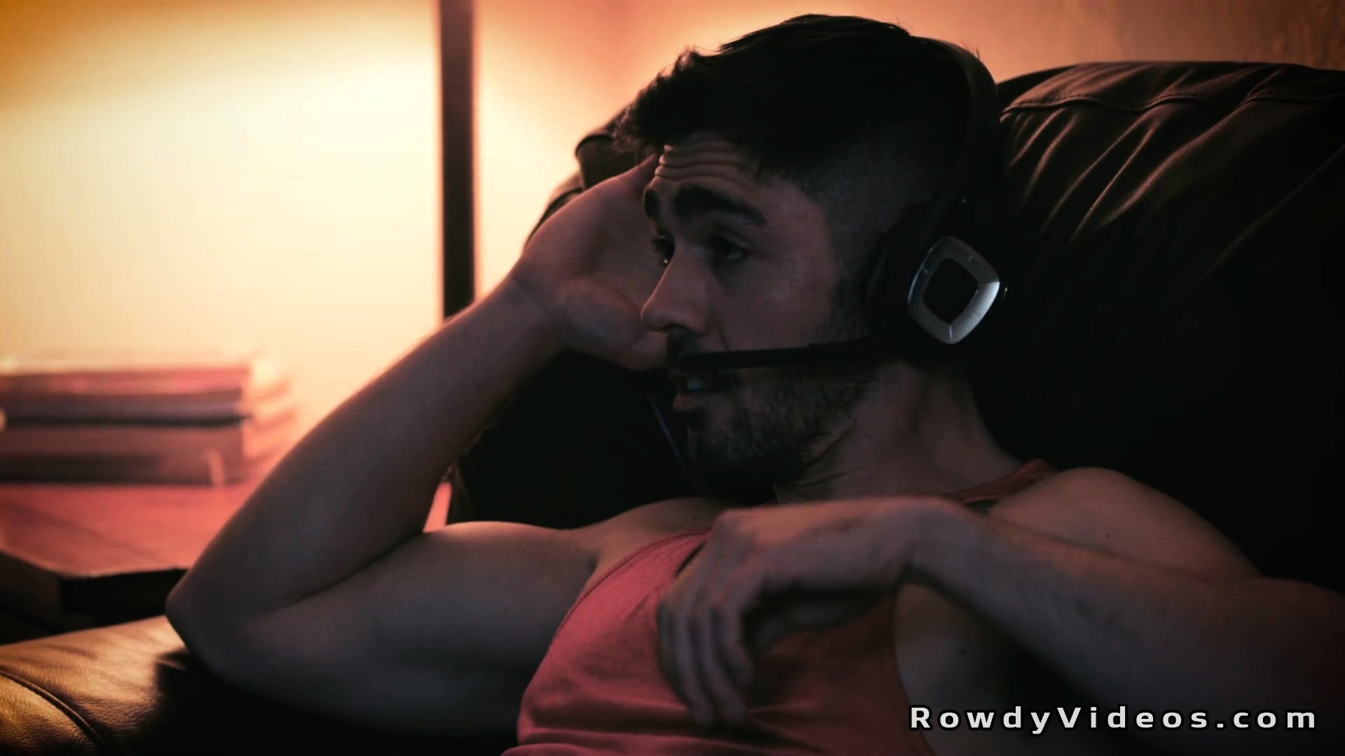 Straight gamers dive into gay anal sex