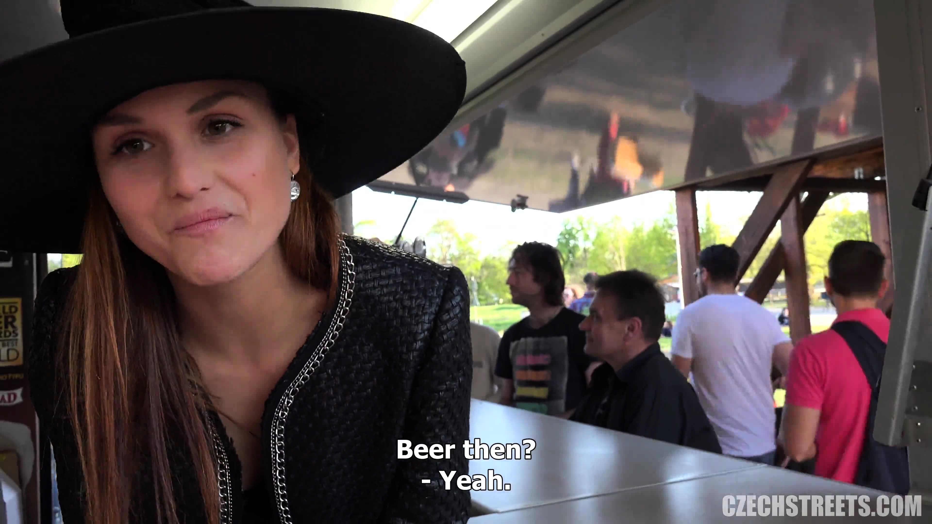 amateur blowjob cumshot finish in her mouth