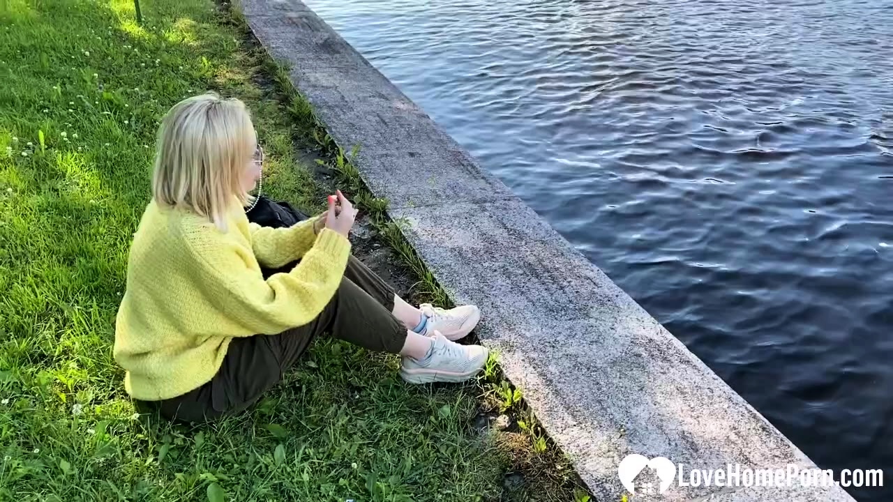 Blonde in the park wanted fresh cock