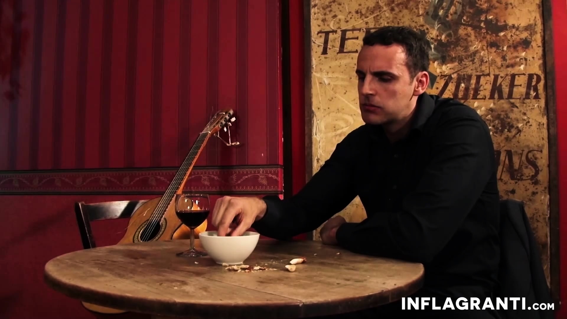 Chesty hottie jumps a long phallus