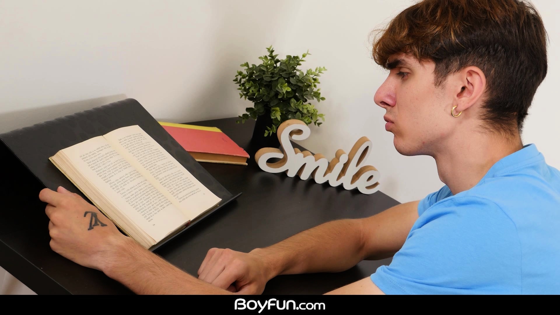 Vincent Castle I thought You Were Straight - Boyfun