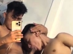 chinupa-nya-burat-ko-sa-harap-ng-salamin-he-sucked-me-in