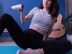 amateur-teen-porsha-solo-action
