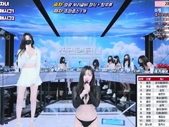 Hot amateur Asian GF toys sucks and fucks