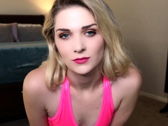 Blonde babe Lesley Solo in the Backyard