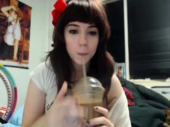 Amateur Webcam Babes Going Solo