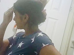hiddencam-video-of-desi-nri-bhabhi-doing-skincare-routine