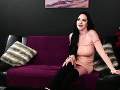 dirty-talking-voyeur-slut-teases-loser