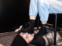 feetmodelstv-drenched-in-sweat-socks-and-feet-smelling