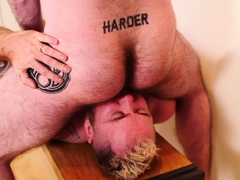 barebackthathole-jeremy-feist-hooks-up-with-zack-acland